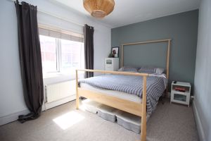 Bedroom- click for photo gallery